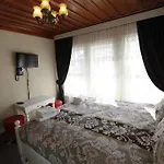 Kadikoey White House 3* اسطنبول