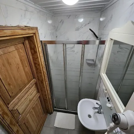 Kadikoey White House