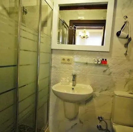 Kadikoey White House Hotel Istanboel