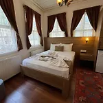 Hotel Kadikoey White House