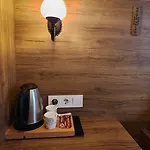 Kadikoey White House Hotel