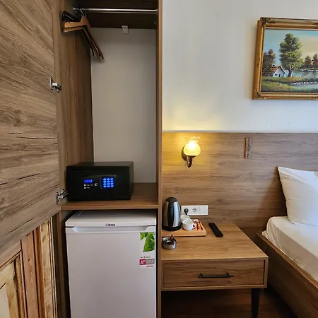 Kadikoey White House Отель 3*
