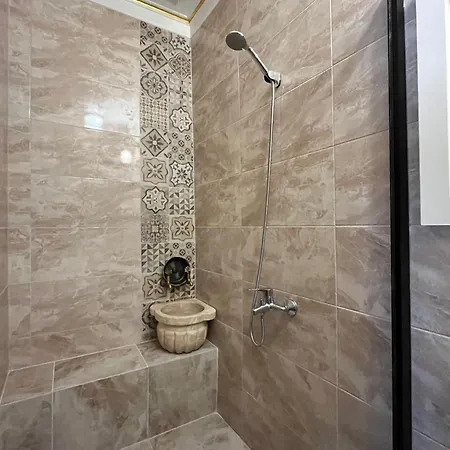 Kadikoey White House Hotell