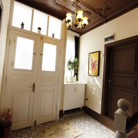 Kadikoey White House